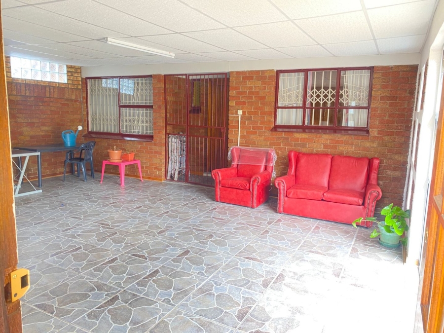 5 Bedroom Property for Sale in Fauna Free State